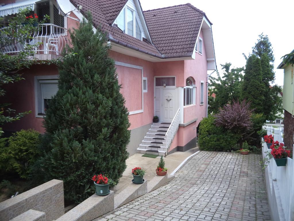 Ferienwohnung Maria Apartman Hévíz Exterior foto